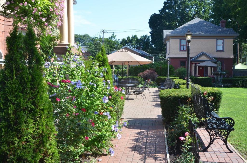 Union Gables (Adults Only) Hotel ซาราโทกาสปริงส์ ภายนอก รูปภาพ