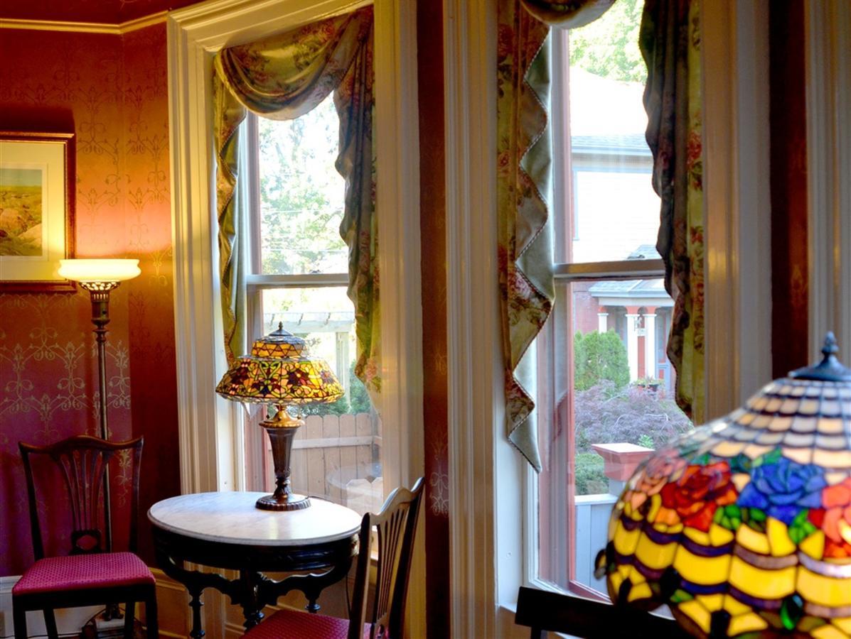 Union Gables (Adults Only) Hotel ซาราโทกาสปริงส์ ภายนอก รูปภาพ