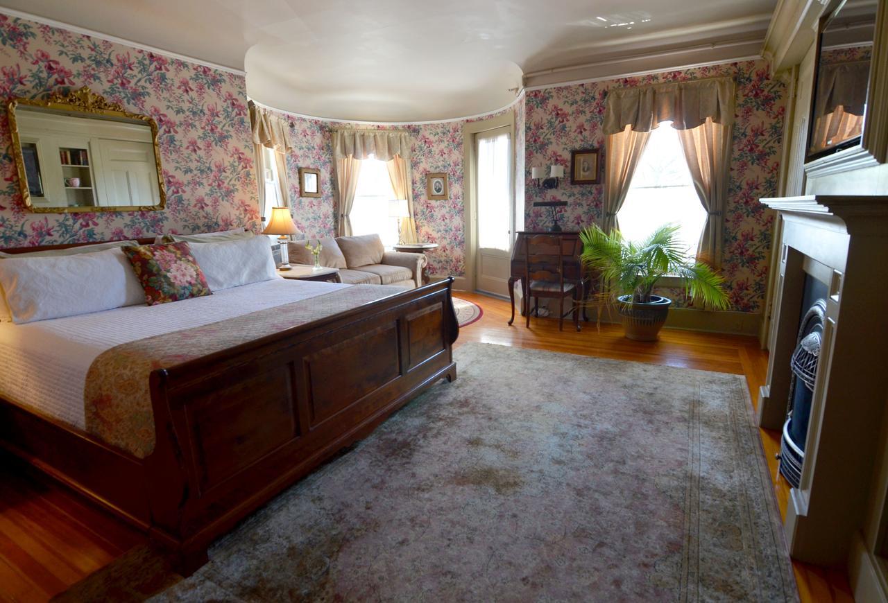 Union Gables (Adults Only) Hotel ซาราโทกาสปริงส์ ภายนอก รูปภาพ