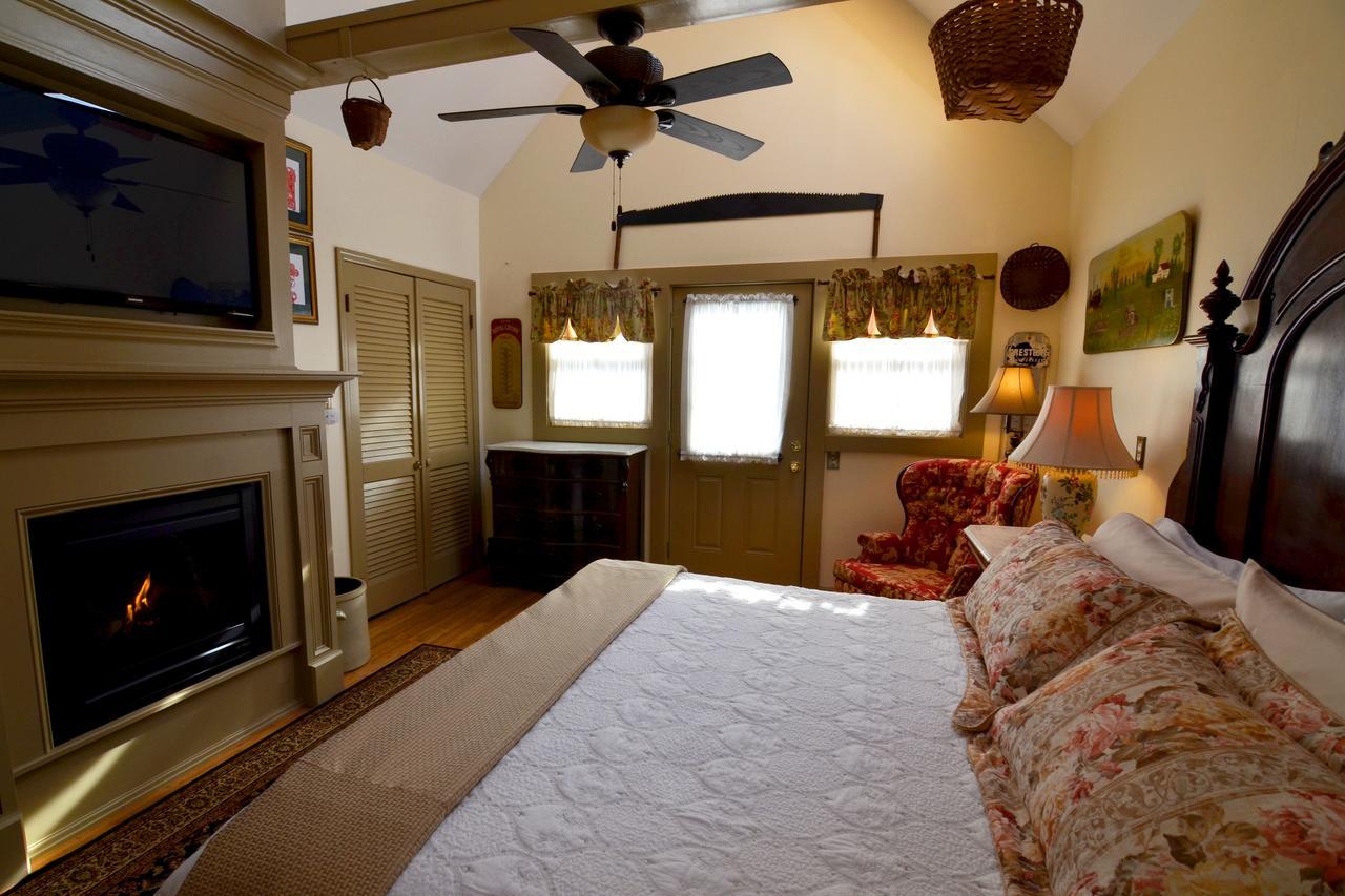 Union Gables (Adults Only) Hotel ซาราโทกาสปริงส์ ห้อง รูปภาพ