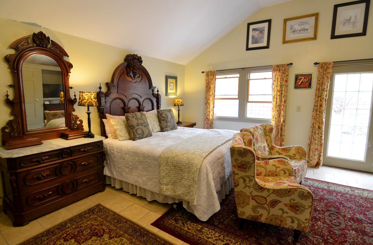 Union Gables (Adults Only) Hotel ซาราโทกาสปริงส์ ห้อง รูปภาพ
