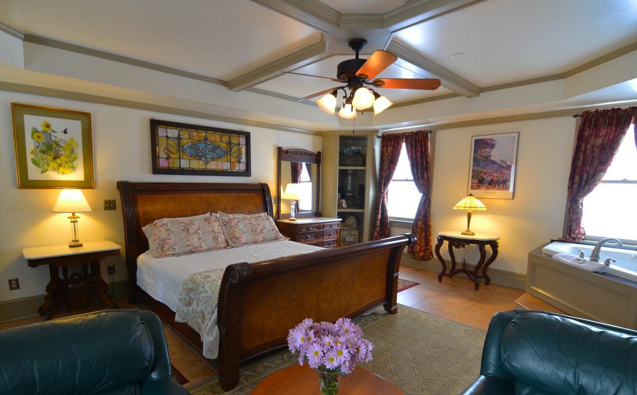 Union Gables (Adults Only) Hotel ซาราโทกาสปริงส์ ห้อง รูปภาพ