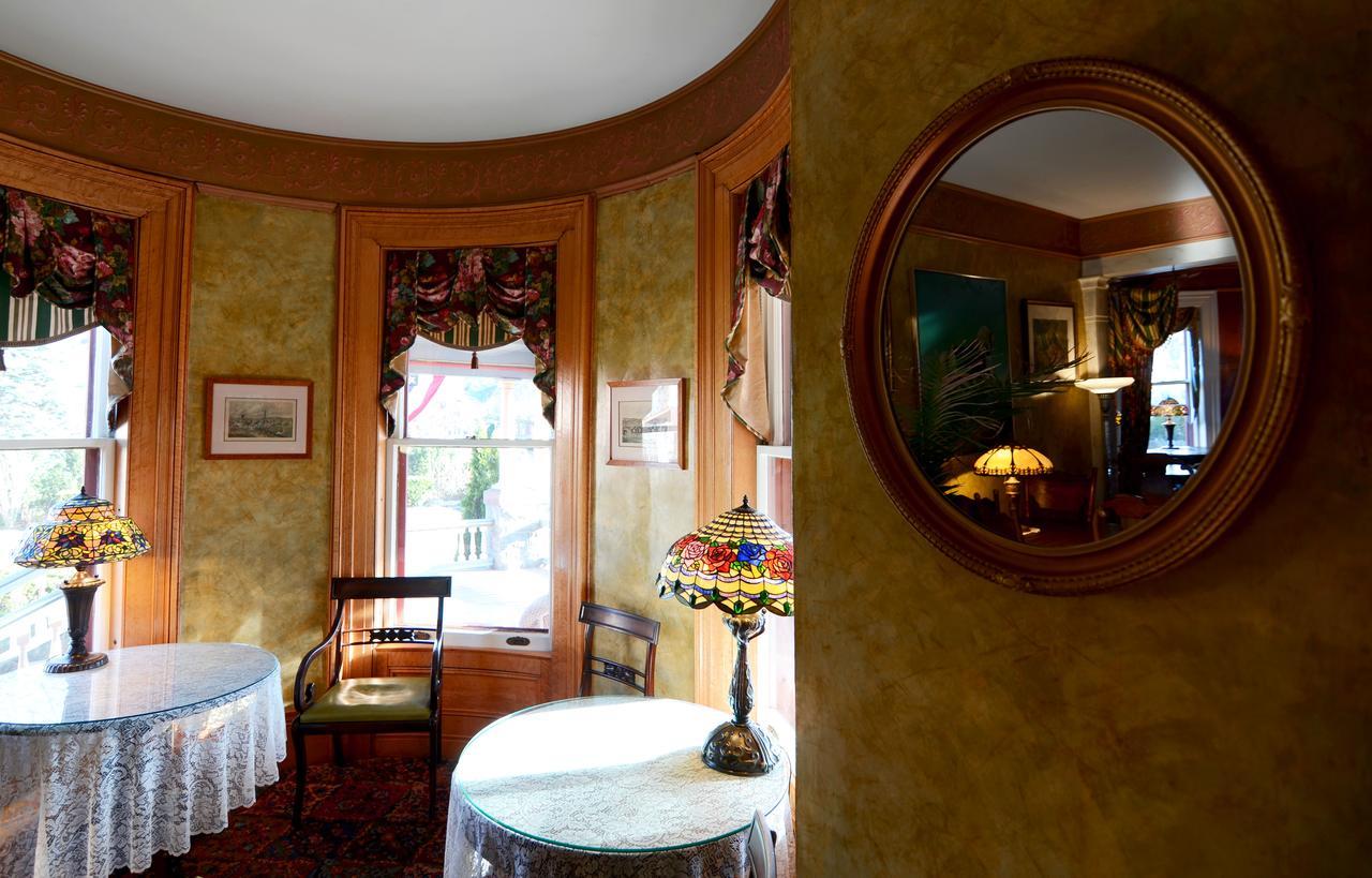 Union Gables (Adults Only) Hotel ซาราโทกาสปริงส์ ภายนอก รูปภาพ